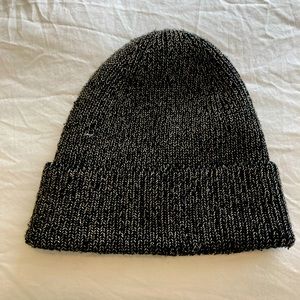 Aritzia Gold-Black Beanie